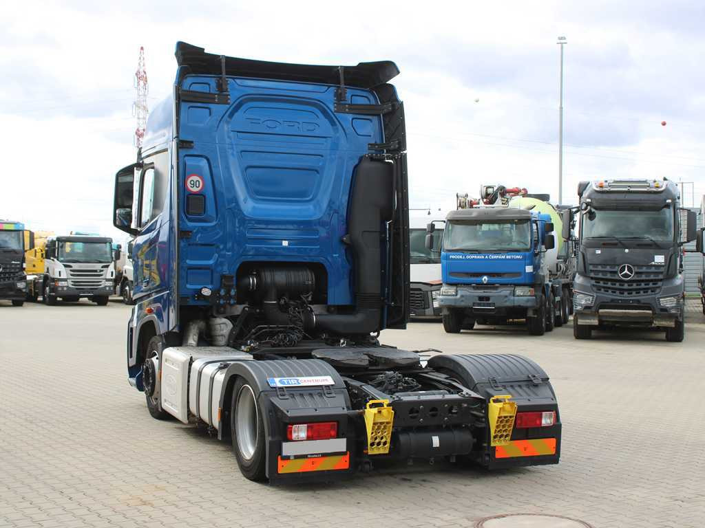 Ford F-MAX LL12tx, EURO 6, LOWDECK, NAVIGATION, INDEPENDENT AIR CONDITIONING - Tractor head: gambar 5 Ford F-MAX LL12tx, EURO 6, LOWDECK, NAVIGATION, INDEPENDENT AIR CONDITIONING - Tractor head: gambar 5