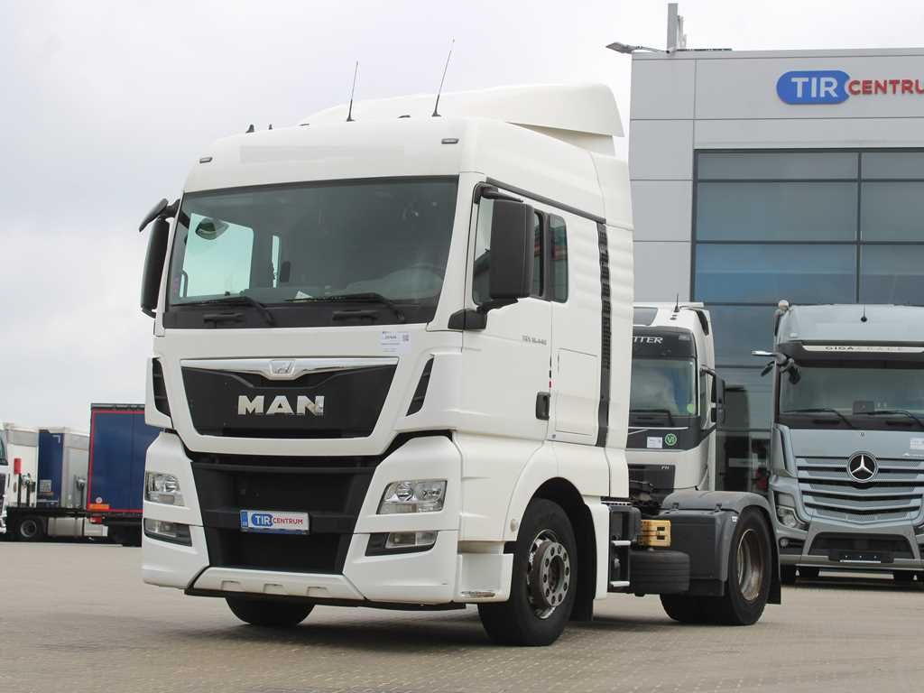 MAN TGX 18.440, EURO 6 - Tractor head: gambar 1 MAN TGX 18.440, EURO 6 - Tractor head: gambar 1