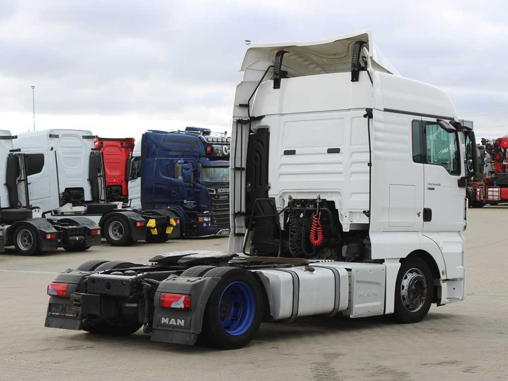 MAN TGX 18.440, LOW DECK, EURO 6 - Tractor head: gambar 4 MAN TGX 18.440, LOW DECK, EURO 6 - Tractor head: gambar 4