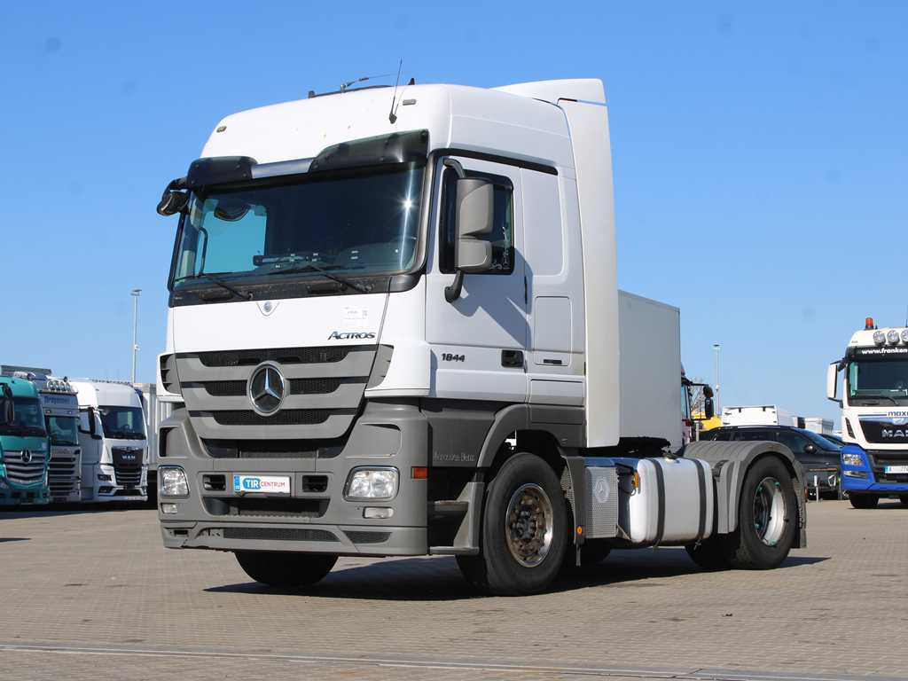 Mercedes-Benz Actros 1844 MP3, EURO 5EEV - Tractor head: gambar 1 Mercedes-Benz Actros 1844 MP3, EURO 5EEV - Tractor head: gambar 1