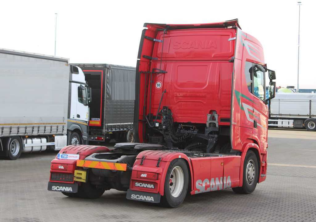Scania R 450, RETARDER, NAVIGATION, EURO 6 - Tractor head: gambar 4 Scania R 450, RETARDER, NAVIGATION, EURO 6 - Tractor head: gambar 4