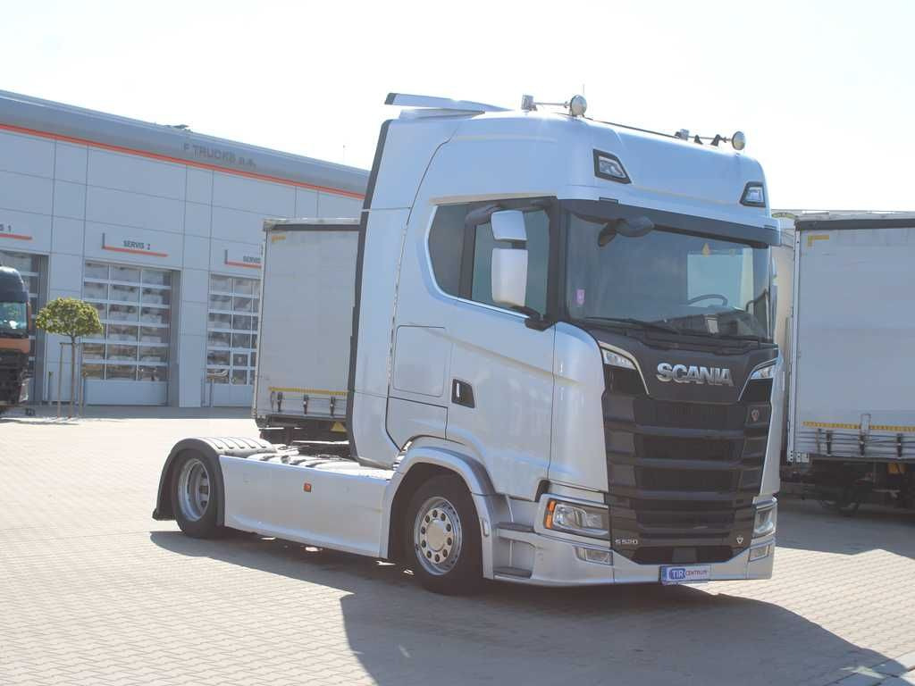Scania S520, LOWDECK, RETARDER, NAVIGATION - Tractor head: gambar 2 Scania S520, LOWDECK, RETARDER, NAVIGATION - Tractor head: gambar 2