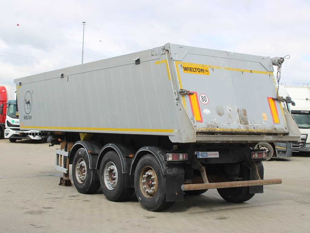 Wielton NW-3, SAF, FOLDING ROOF, LIFTING AXLE, 30m³ - Semi-trailer jungkit: gambar 4 Wielton NW-3, SAF, FOLDING ROOF, LIFTING AXLE, 30m³ - Semi-trailer jungkit: gambar 4