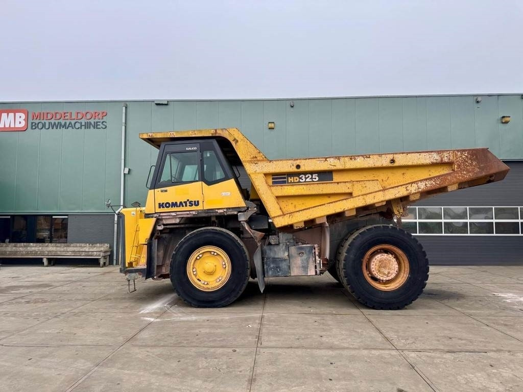 Komatsu HD325-7 - Truk batu/ Dumper iebes: gambar 1 Komatsu HD325-7 - Truk batu/ Dumper iebes: gambar 1