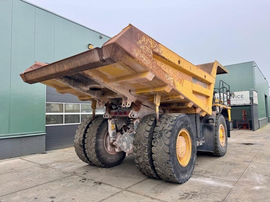Komatsu HD325-7 - Truk batu/ Dumper iebes: gambar 5 Komatsu HD325-7 - Truk batu/ Dumper iebes: gambar 5