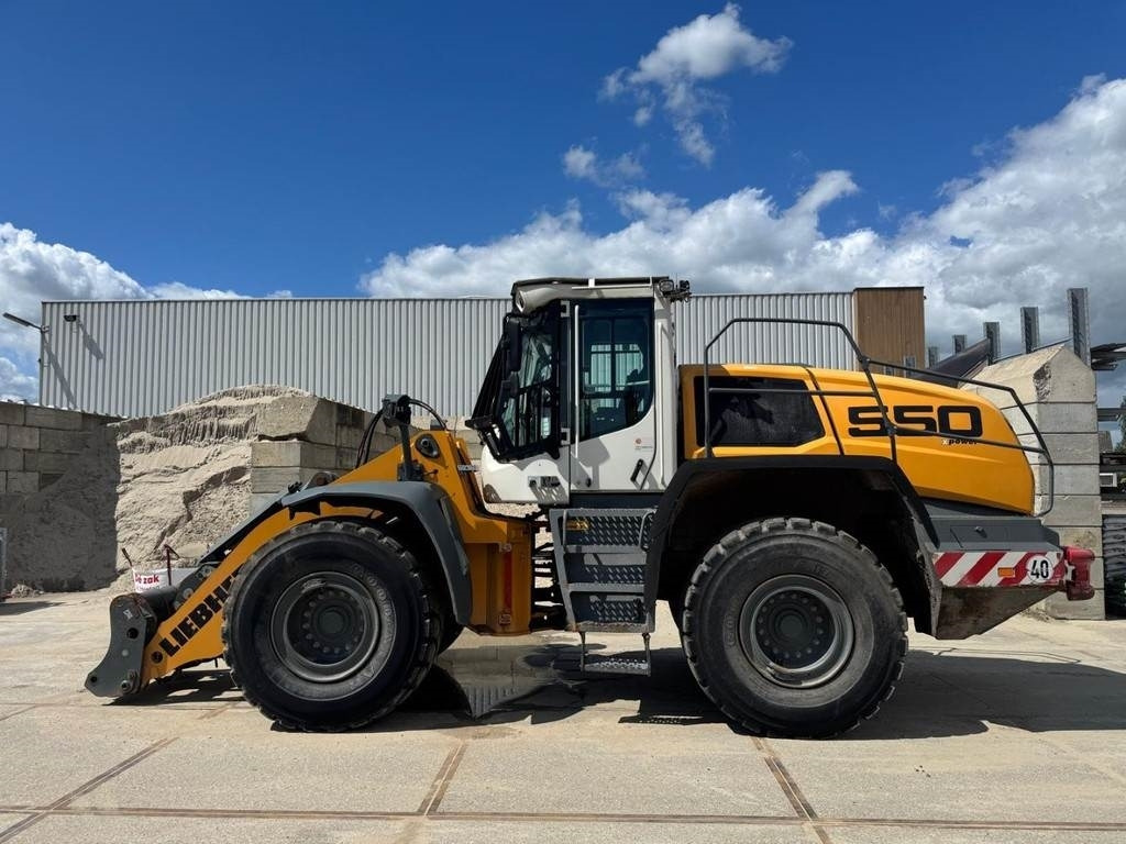 Liebherr L550 X Power - Wheel loader: gambar 1 Liebherr L550 X Power - Wheel loader: gambar 1