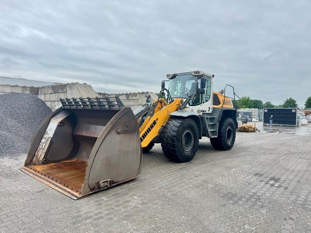 Liebherr L556 X-Power - Wheel loader: gambar 2 Liebherr L556 X-Power - Wheel loader: gambar 2