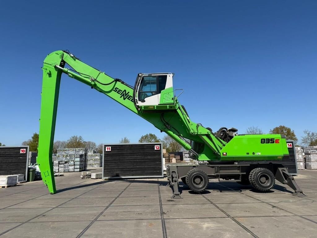 Sennebogen 835M E - Mesin pengisi: gambar 1 Sennebogen 835M E - Mesin pengisi: gambar 1