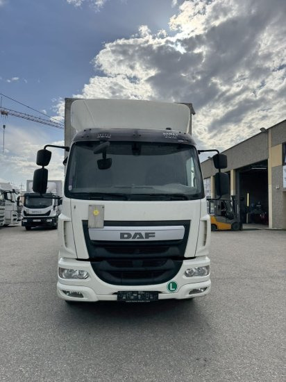 DAF LF 260 16 Tonner Plane mit LBW, Automatik, E6, - Truk dengan terpal samping: gambar 2 DAF LF 260 16 Tonner Plane mit LBW, Automatik, E6, - Truk dengan terpal samping: gambar 2