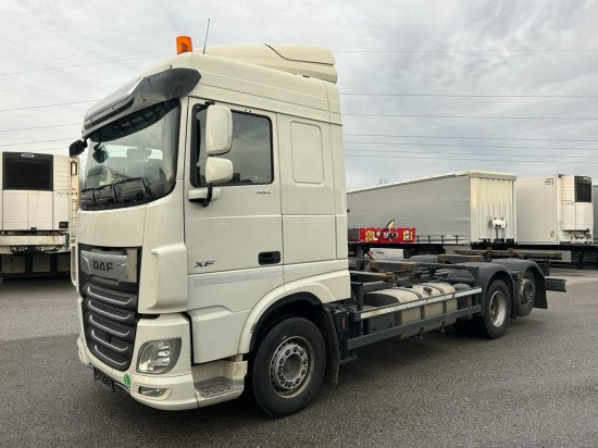 DAF XF 480 FAR BDF Euro 6 Liftachse, Retarder - Pengangkut kontainer/ Container truck: gambar 1 DAF XF 480 FAR BDF Euro 6 Liftachse, Retarder - Pengangkut kontainer/ Container truck: gambar 1