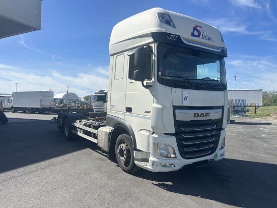 DAF XF 480 FAR BDF Euro 6 Liftachse, Retarder - Pengangkut kontainer/ Container truck: gambar 3 DAF XF 480 FAR BDF Euro 6 Liftachse, Retarder - Pengangkut kontainer/ Container truck: gambar 3