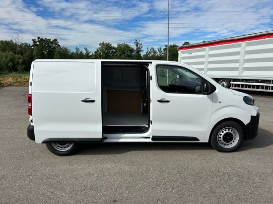 Fiat Scudo M BlueDHi 120 6-Gang - Van panel: gambar 4 Fiat Scudo M BlueDHi 120 6-Gang - Van panel: gambar 4