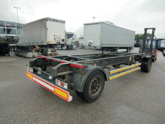Krone AZ18, Maxi BDF-Lafette, BPW-Achsen - Trailer pengangkut mobil: gambar 4 Krone AZ18, Maxi BDF-Lafette, BPW-Achsen - Trailer pengangkut mobil: gambar 4