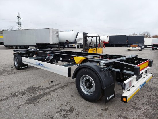Krone AZW 18, Maxilafette, Verstelldeichsel - Trailer pengangkut mobil: gambar 4 Krone AZW 18, Maxilafette, Verstelldeichsel - Trailer pengangkut mobil: gambar 4