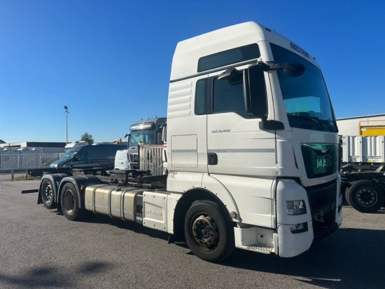 MAN TGX 26.440 BDF, XXL, Retarder, Automatik, E6, Liftachse, Motorschaden, Kurbelwellenschaden - Pengangkut kontainer/ Container truck: gambar 1 MAN TGX 26.440 BDF, XXL, Retarder, Automatik, E6, Liftachse, Motorschaden, Kurbelwellenschaden - Pengangkut kontainer/ Container truck: gambar 1