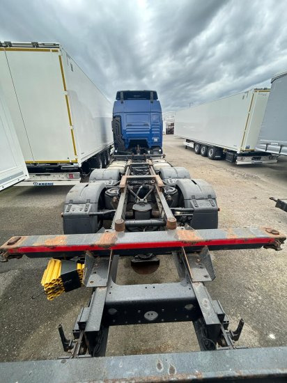 MAN TGX 26.440 XLX 6x2 Liftachse, Euro 6, Motorschaden - Pengangkut kontainer/ Container truck: gambar 3 MAN TGX 26.440 XLX 6x2 Liftachse, Euro 6, Motorschaden - Pengangkut kontainer/ Container truck: gambar 3