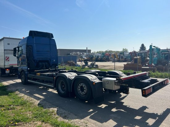 MAN TGX 26.440 XLX 6x2 Liftachse, Retarder, Euro 6, Motorschaden - Pengangkut kontainer/ Container truck: gambar 3 MAN TGX 26.440 XLX 6x2 Liftachse, Retarder, Euro 6, Motorschaden - Pengangkut kontainer/ Container truck: gambar 3
