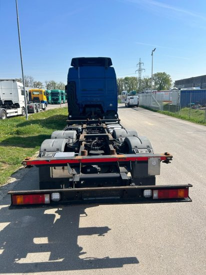 MAN TGX 26.440 XLX 6x2 Liftachse, Retarder, Euro 6, Motorschaden - Pengangkut kontainer/ Container truck: gambar 4 MAN TGX 26.440 XLX 6x2 Liftachse, Retarder, Euro 6, Motorschaden - Pengangkut kontainer/ Container truck: gambar 4