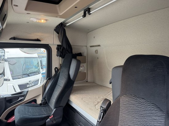 Truk berpendingin Mercedes-Benz Actros 1833, Euro6, Thermoking T 1200R, LBW-Dautel,: gambar 11 Truk berpendingin Mercedes-Benz Actros 1833, Euro6, Thermoking T 1200R, LBW-Dautel,: gambar 11