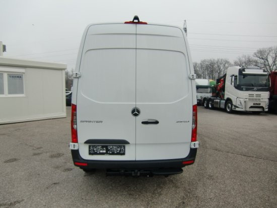 Mercedes-Benz Sprinter 319 CDI Standard, el.Schiebetür - Van panel: gambar 5 Mercedes-Benz Sprinter 319 CDI Standard, el.Schiebetür - Van panel: gambar 5