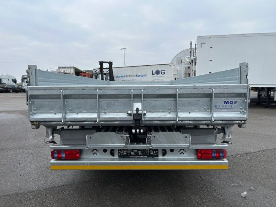 Möslein Tandemkipper-Tieflader, 3 Seitenkipper mit Einschubrampen - Trailer low bed: gambar 4 Möslein Tandemkipper-Tieflader, 3 Seitenkipper mit Einschubrampen - Trailer low bed: gambar 4