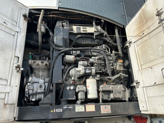 Semi-trailer isotermal Schmitz SCB S3B SKO24, Kühlauflieger, TK SLXe 400,  Liftachse, Fleischbahnen: gambar 14