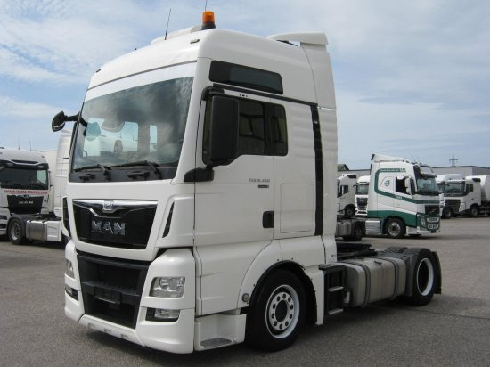 MAN TGX 18.440 XXL Low Deck, Retarder, Standklima, Euro 6, - Tractor head: gambar 1 MAN TGX 18.440 XXL Low Deck, Retarder, Standklima, Euro 6, - Tractor head: gambar 1