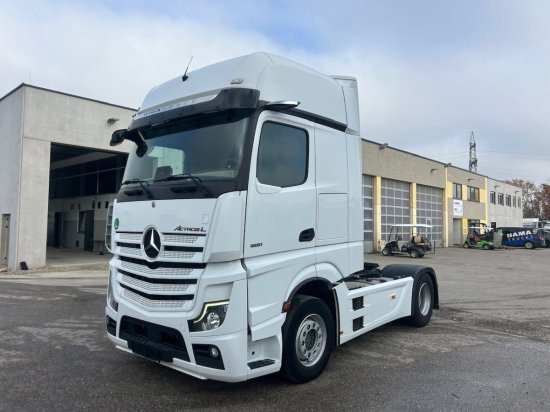 Mercedes-Benz 1851 Gigaspace, Retarder, Mirror-Cam, E6 - Tractor head: gambar 1 Mercedes-Benz 1851 Gigaspace, Retarder, Mirror-Cam, E6 - Tractor head: gambar 1