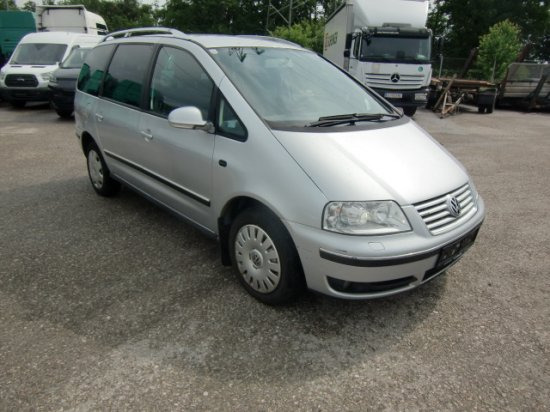 VW Sharan 1,9TDi 4 Motion 7 Sitze - Mobil: gambar 3 VW Sharan 1,9TDi 4 Motion 7 Sitze - Mobil: gambar 3