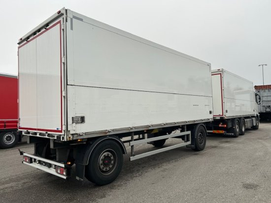 Volvo FH 500 6x2 Getränkekomplettzug, Orten Getränkeaufbau - Truk minuman: gambar 4 Volvo FH 500 6x2 Getränkekomplettzug, Orten Getränkeaufbau - Truk minuman: gambar 4