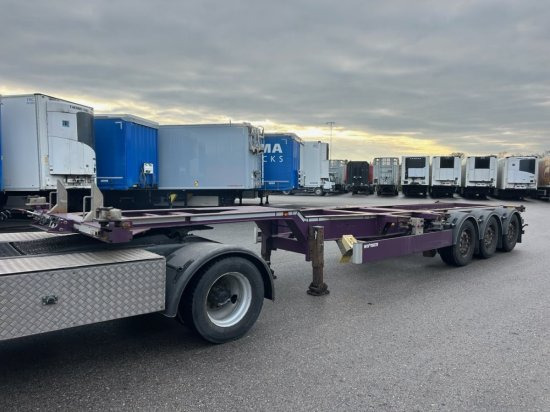 Web Trailer LPRS24 Heckschieber 1x20 ft 2x20 ft 1x40 ft 3 Stück verfügbar - Semi-trailer pengangkut mobil: gambar 4 Web Trailer LPRS24 Heckschieber 1x20 ft 2x20 ft 1x40 ft 3 Stück verfügbar - Semi-trailer pengangkut mobil: gambar 4
