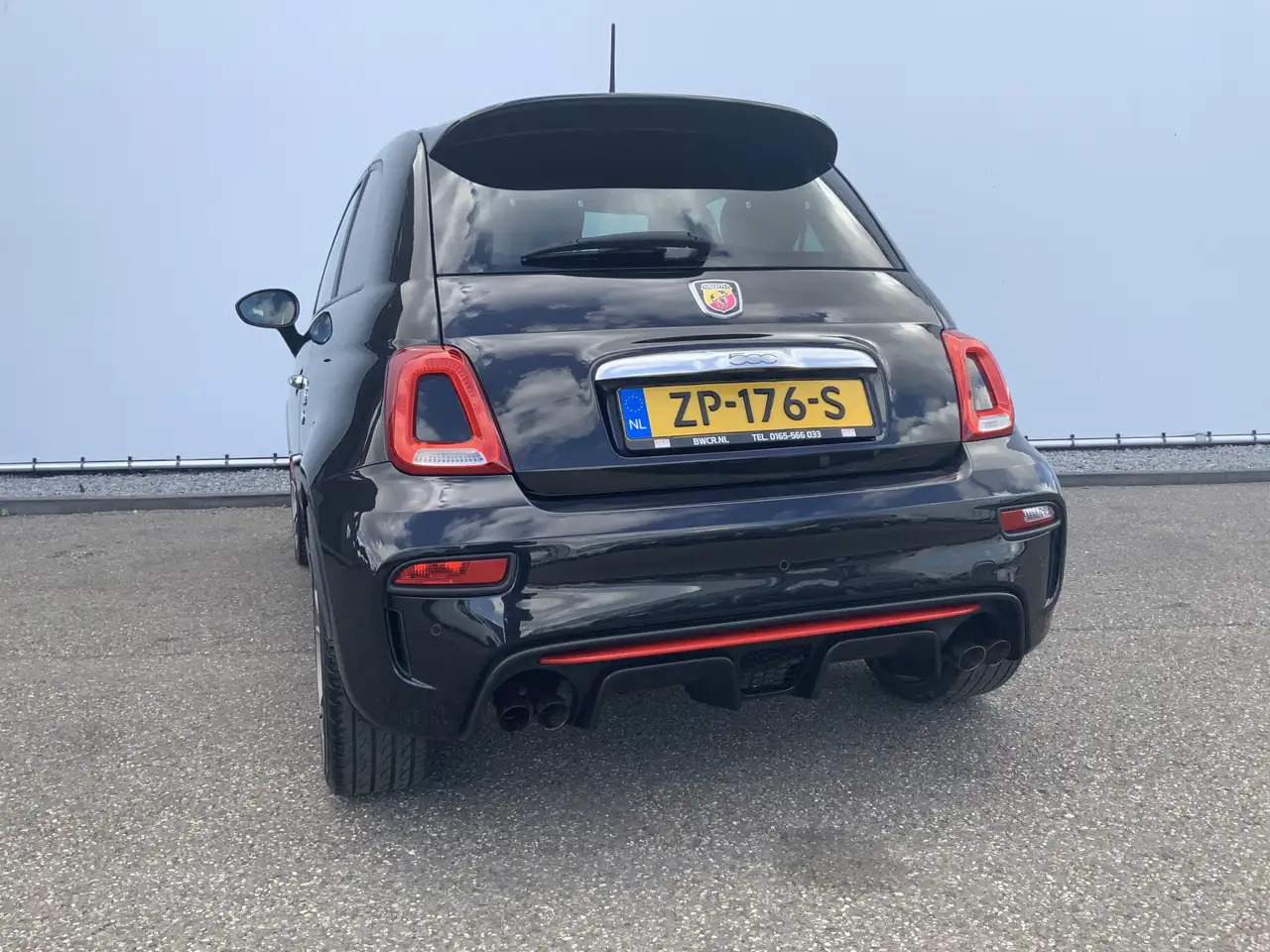 Fiat 500C Abarth 1.4 T-Jet 595 Automaat Euro 6 - Convertible: gambar 3 Fiat 500C Abarth 1.4 T-Jet 595 Automaat Euro 6 - Convertible: gambar 3
