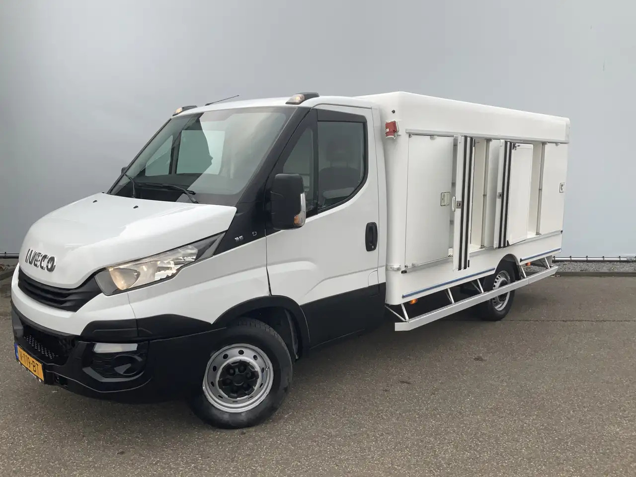 Iveco Daily 35S12 2.3 345 EURO 6 vrieswagen -40 C ijsauto Bakm - Van berpendingin: gambar 1 Iveco Daily 35S12 2.3 345 EURO 6 vrieswagen -40 C ijsauto Bakm - Van berpendingin: gambar 1