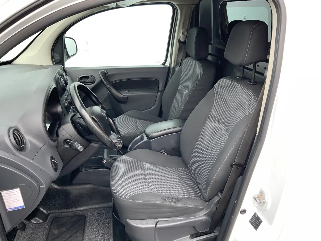 Mercedes-Benz Citan 109 CDI BlueEFFICIENCY Airco Alu Velg Trekhaak 105 - Van kecil: gambar 4 Mercedes-Benz Citan 109 CDI BlueEFFICIENCY Airco Alu Velg Trekhaak 105 - Van kecil: gambar 4