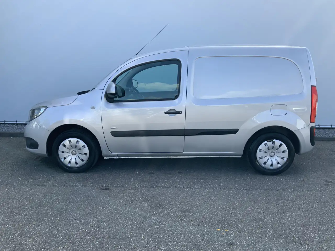Mercedes-Benz Citan 109 CDI BlueEFFICIENCY Airco Cruise Euro 5 - Van kecil: gambar 3 Mercedes-Benz Citan 109 CDI BlueEFFICIENCY Airco Cruise Euro 5 - Van kecil: gambar 3