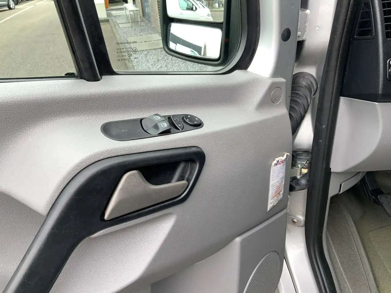 Mercedes-Benz Sprinter 213 2.2 CDI 325 L1H1 Airco Cruise Euro 4 - Van panel: gambar 5 Mercedes-Benz Sprinter 213 2.2 CDI 325 L1H1 Airco Cruise Euro 4 - Van panel: gambar 5