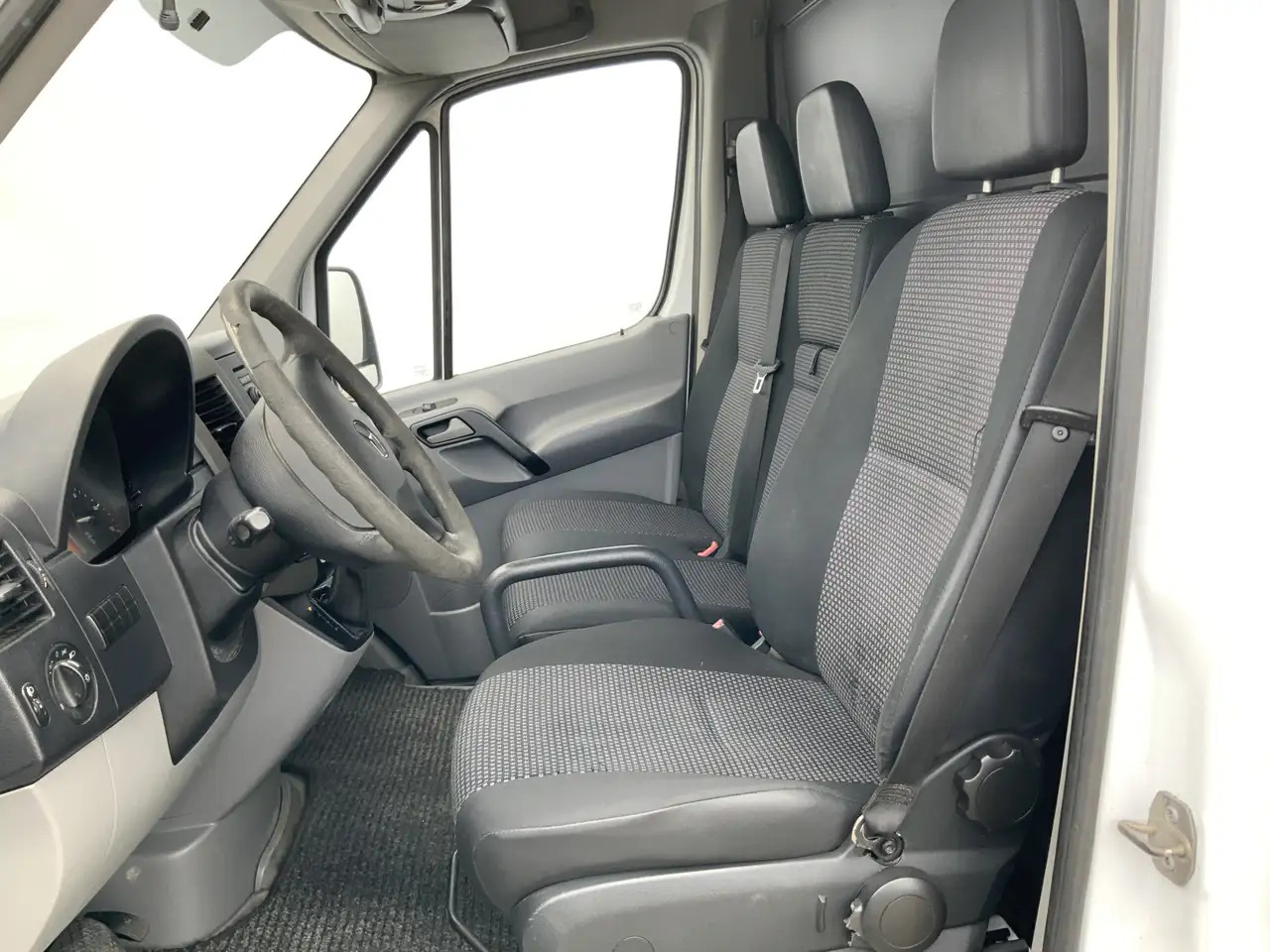 Mercedes-Benz Sprinter 311 2.2 CDI 366 L2 H1 Automaat Trekhaak 2800 kg 3 - Van panel: gambar 4 Mercedes-Benz Sprinter 311 2.2 CDI 366 L2 H1 Automaat Trekhaak 2800 kg 3 - Van panel: gambar 4