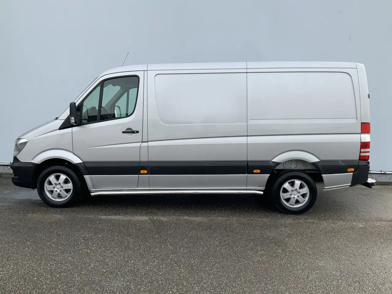 Mercedes-Benz Sprinter 313 2.2 CDI 366 HDAirco Alu Velg Side Bar Trekhaak - Van panel: gambar 3 Mercedes-Benz Sprinter 313 2.2 CDI 366 HDAirco Alu Velg Side Bar Trekhaak - Van panel: gambar 3
