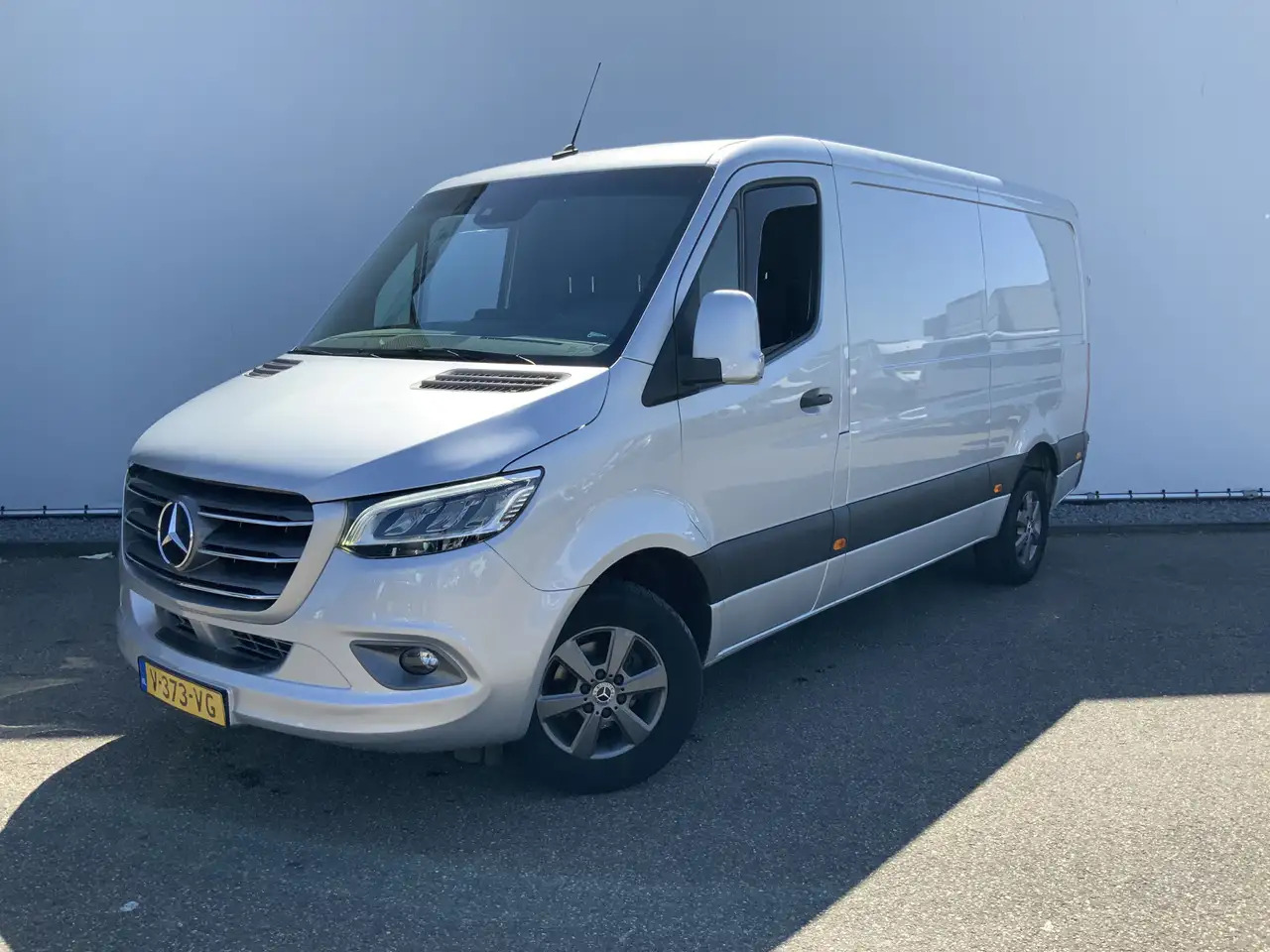 Mercedes-Benz Sprinter 314 2.2 CDI L2H1 Automaat Airco Cruise Aluvelg IMB - Van panel: gambar 1 Mercedes-Benz Sprinter 314 2.2 CDI L2H1 Automaat Airco Cruise Aluvelg IMB - Van panel: gambar 1