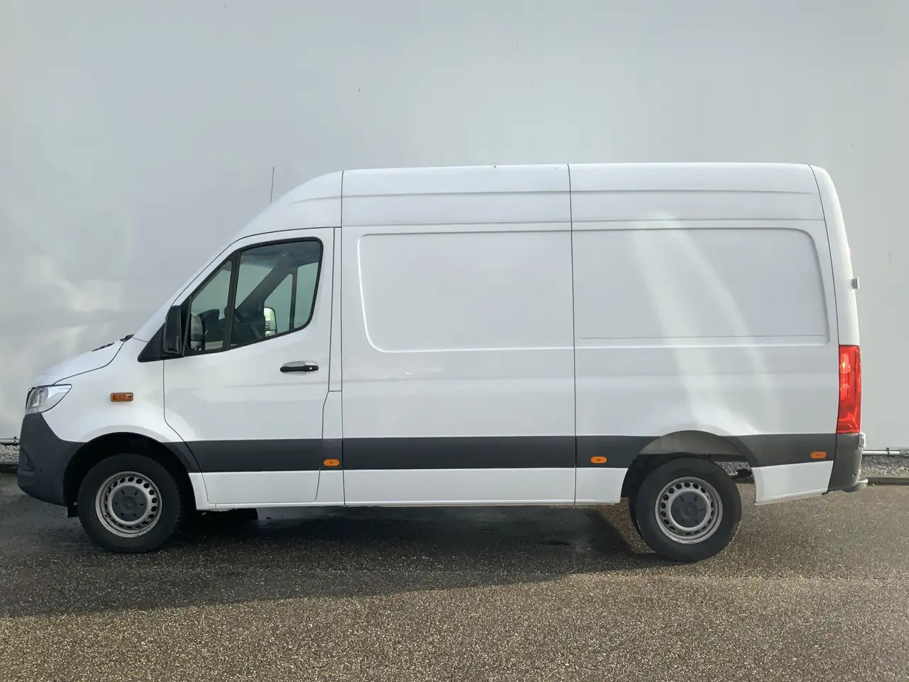 Mercedes-Benz Sprinter 317 1.9 CDI L2H2 RWD Cruise Airco 3 Zits Camera 36 - Van panel: gambar 3 Mercedes-Benz Sprinter 317 1.9 CDI L2H2 RWD Cruise Airco 3 Zits Camera 36 - Van panel: gambar 3