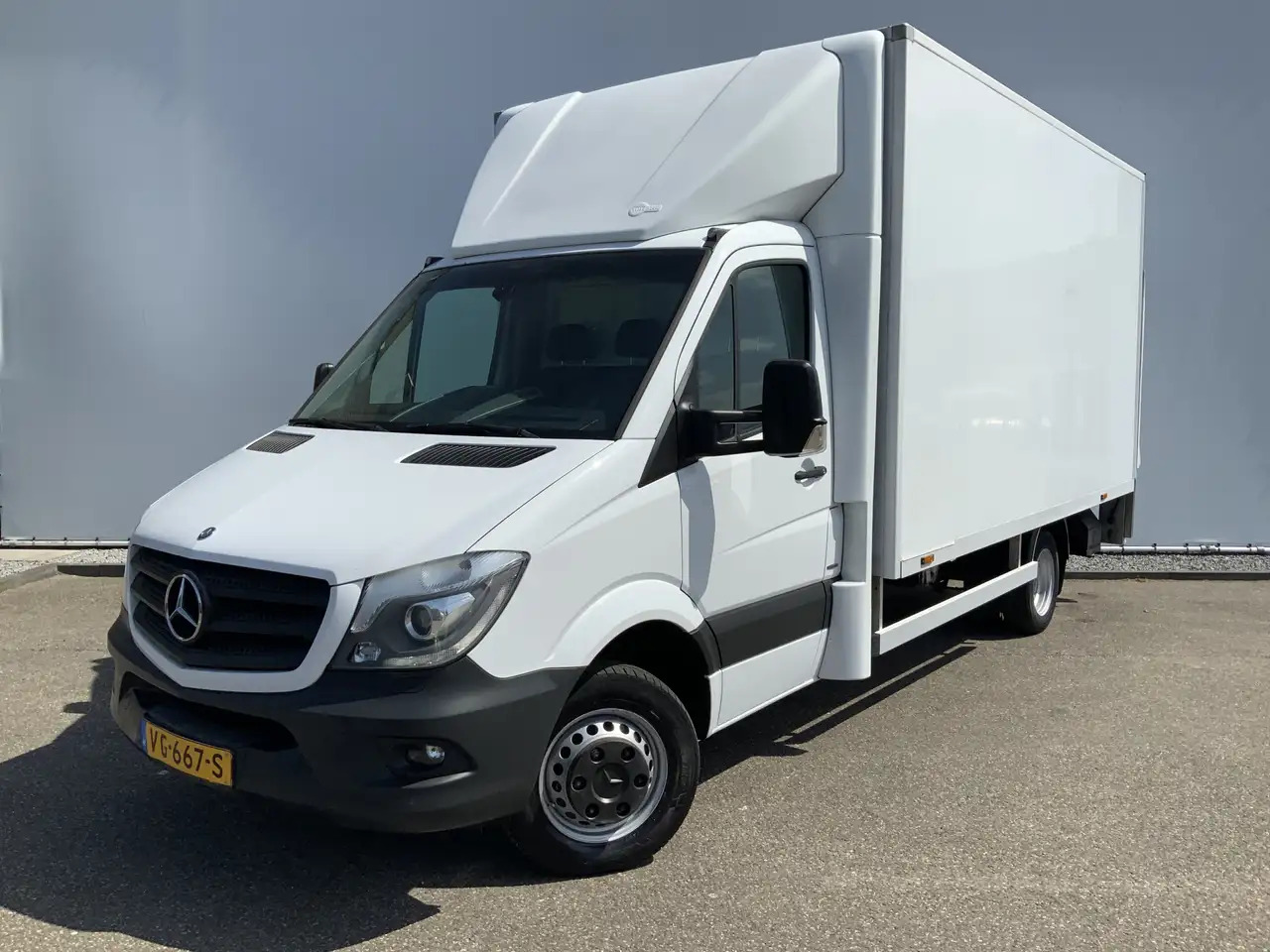 Mercedes-Benz Sprinter 519 3.0 CDI 432LAutomaat 6 Cilinder Meubelbak&Lift - Van box: gambar 1 Mercedes-Benz Sprinter 519 3.0 CDI 432LAutomaat 6 Cilinder Meubelbak&Lift - Van box: gambar 1