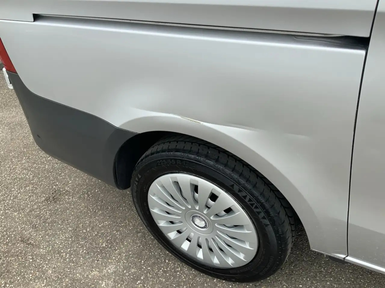 Mercedes-Benz Vito 119 CDI Lang Automaat Airco Cruise Trekhaak 2500 k - Van panel: gambar 4 Mercedes-Benz Vito 119 CDI Lang Automaat Airco Cruise Trekhaak 2500 k - Van panel: gambar 4