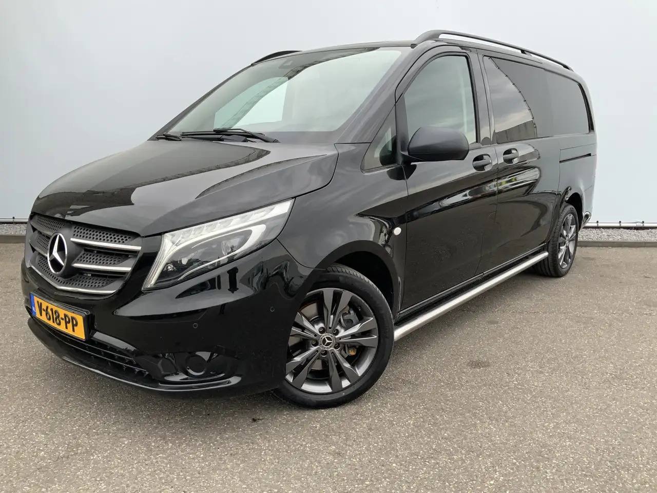 Mercedes-Benz Vito 119 CDI Lang Automaat Dub Cab Dub Schuifdeur Airco - Van kombi: gambar 1 Mercedes-Benz Vito 119 CDI Lang Automaat Dub Cab Dub Schuifdeur Airco - Van kombi: gambar 1