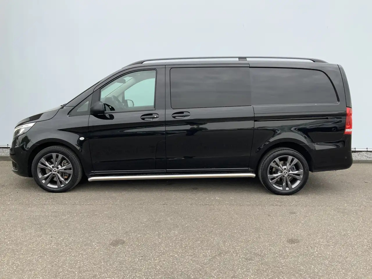 Mercedes-Benz Vito 119 CDI Lang Automaat Dub Cab Dub Schuifdeur Airco - Van kombi: gambar 3 Mercedes-Benz Vito 119 CDI Lang Automaat Dub Cab Dub Schuifdeur Airco - Van kombi: gambar 3