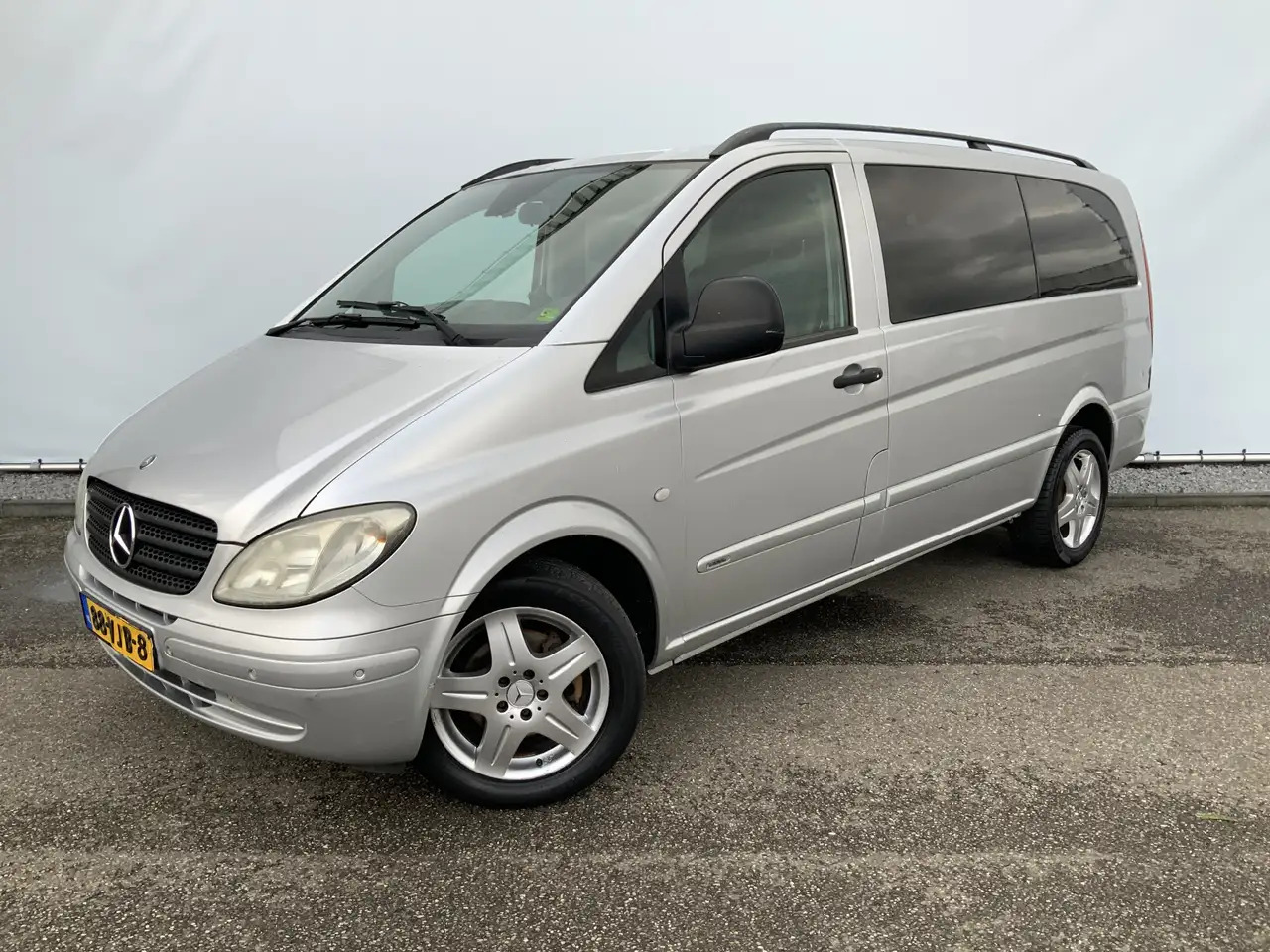 Mercedes-Benz Vito 120 CDI 3.0 V6 Dubb.Cab Autom. 5 Zits Airco Alu Ve - Van kombi: gambar 1 Mercedes-Benz Vito 120 CDI 3.0 V6 Dubb.Cab Autom. 5 Zits Airco Alu Ve - Van kombi: gambar 1