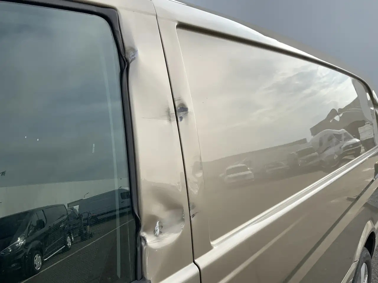 Mercedes-Benz Vito 122 CDI 320 Lang DC Luxe Automaat Alu Velg Side Ba - Van panel: gambar 2 Mercedes-Benz Vito 122 CDI 320 Lang DC Luxe Automaat Alu Velg Side Ba - Van panel: gambar 2