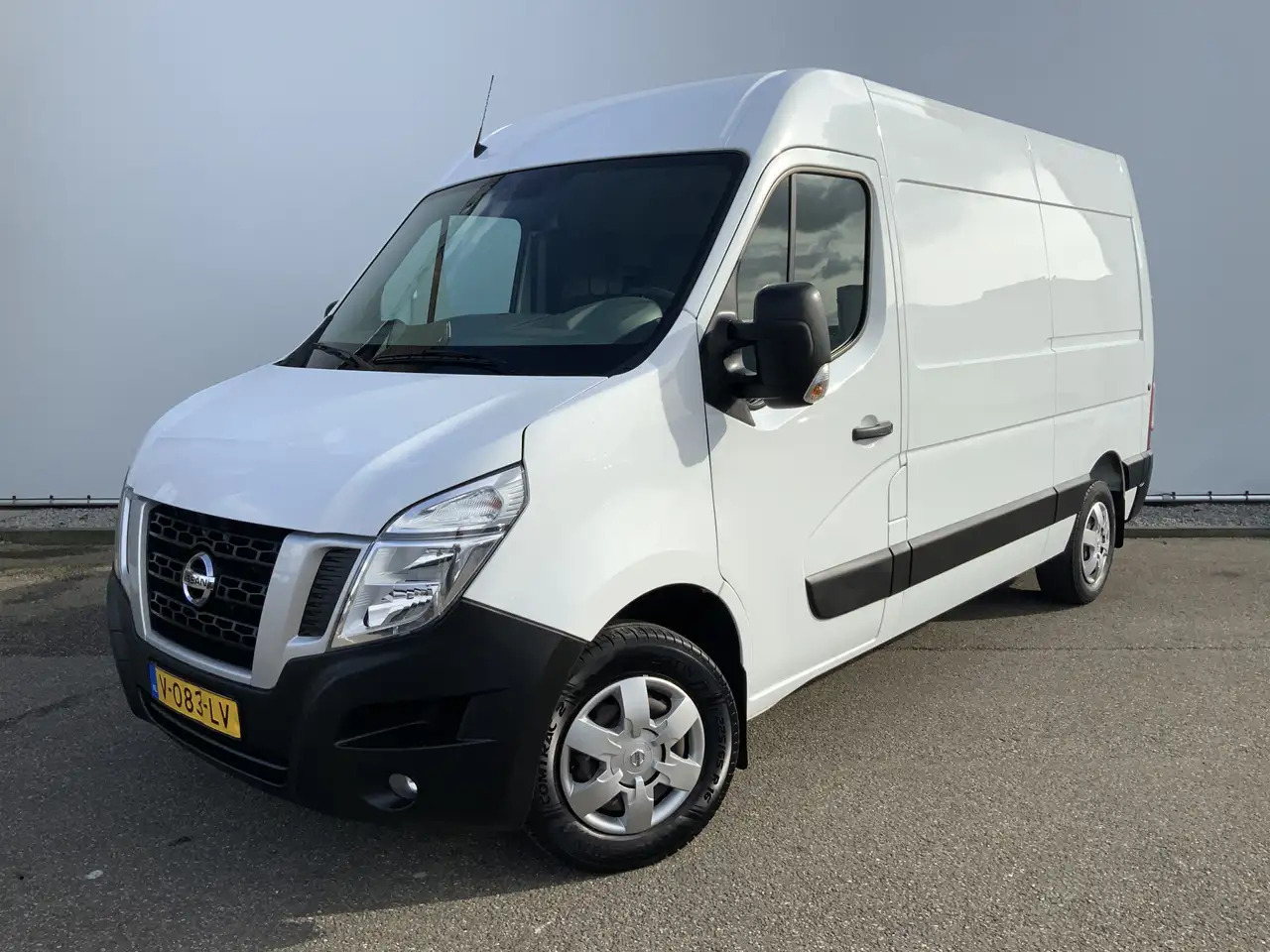 Nissan NV400 2.3 dCi L2H2 Optima L2H2 Airco Cruise Trekhaak 250 - Van panel: gambar 1 Nissan NV400 2.3 dCi L2H2 Optima L2H2 Airco Cruise Trekhaak 250 - Van panel: gambar 1