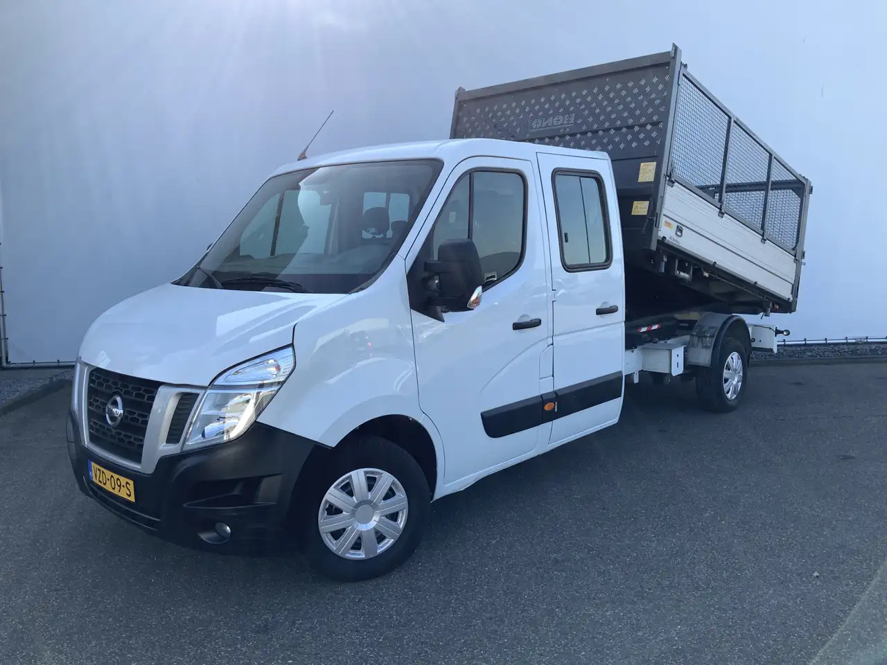 Nissan NV400 2.3 dCi L3H1 Dub Cab 3 Zijde Kipper Airco Bakmaat - Van jungkit: gambar 1 Nissan NV400 2.3 dCi L3H1 Dub Cab 3 Zijde Kipper Airco Bakmaat - Van jungkit: gambar 1