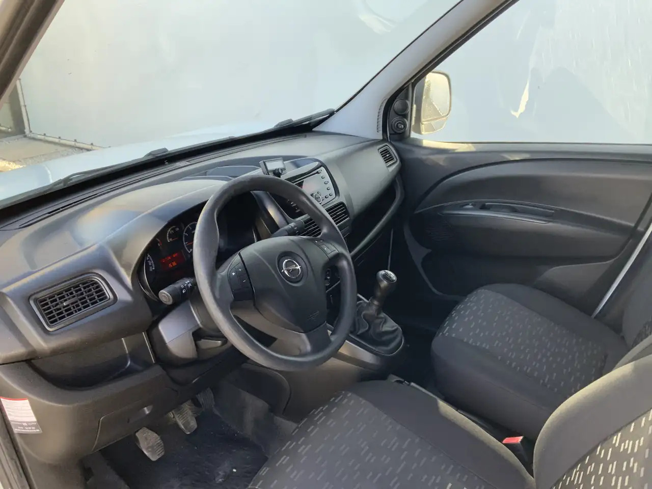Opel Combo 1.3 CDTi L1H1 ecoFLEX Edition Airco Trekhaak 1000 - Peralatan lainnya: gambar 5 Opel Combo 1.3 CDTi L1H1 ecoFLEX Edition Airco Trekhaak 1000 - Peralatan lainnya: gambar 5