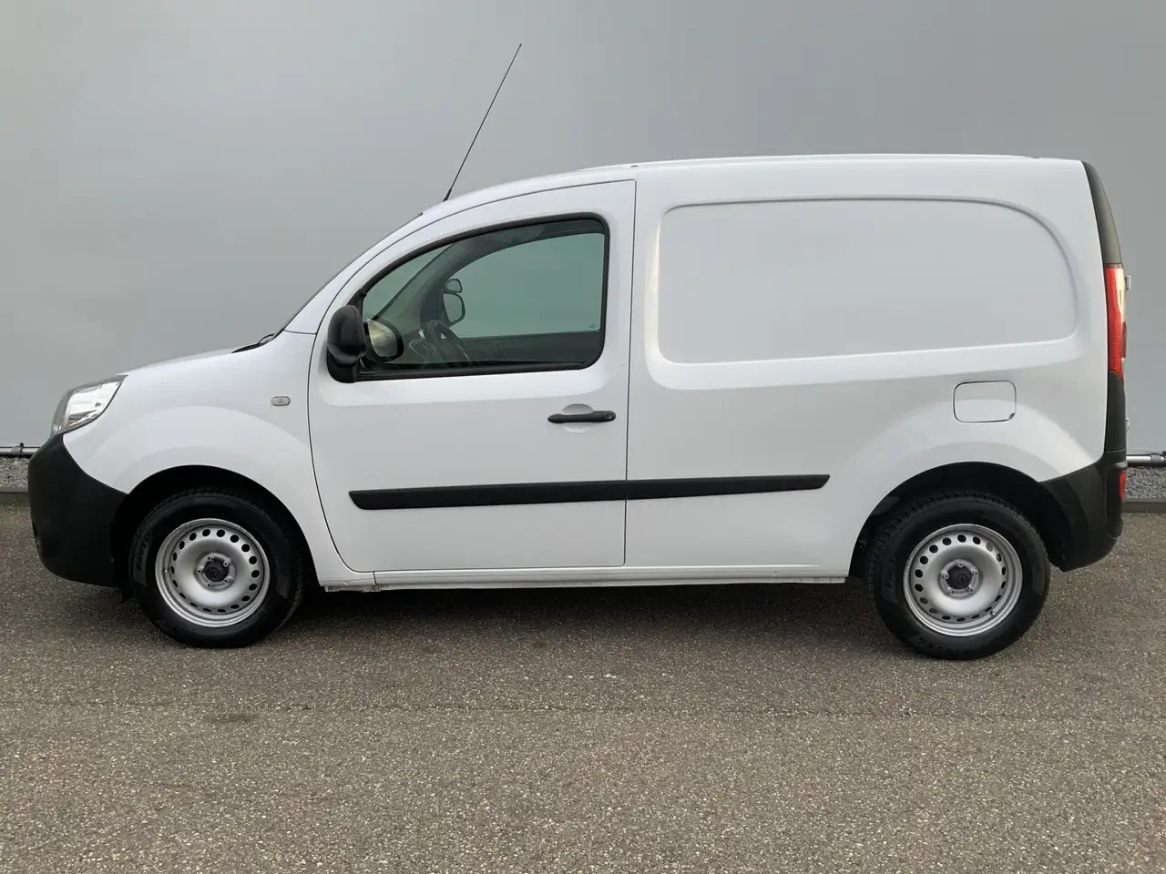 Renault Kangoo 1.5 dCi 90 Energy Luxe Airco Cruise Euro 6 - Van kecil: gambar 3 Renault Kangoo 1.5 dCi 90 Energy Luxe Airco Cruise Euro 6 - Van kecil: gambar 3